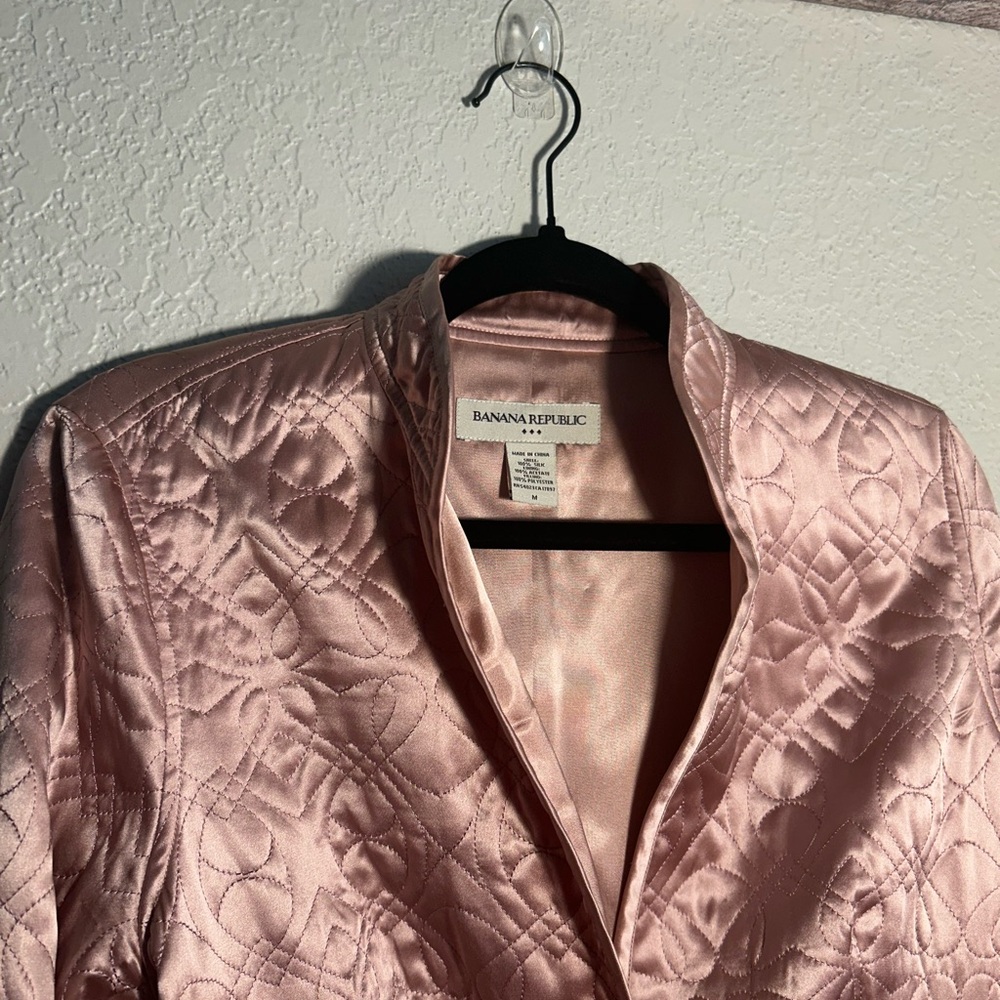 Banana Republic Women's Pink Silk Quilted Jacket Size Medium - Picture 2 of 6